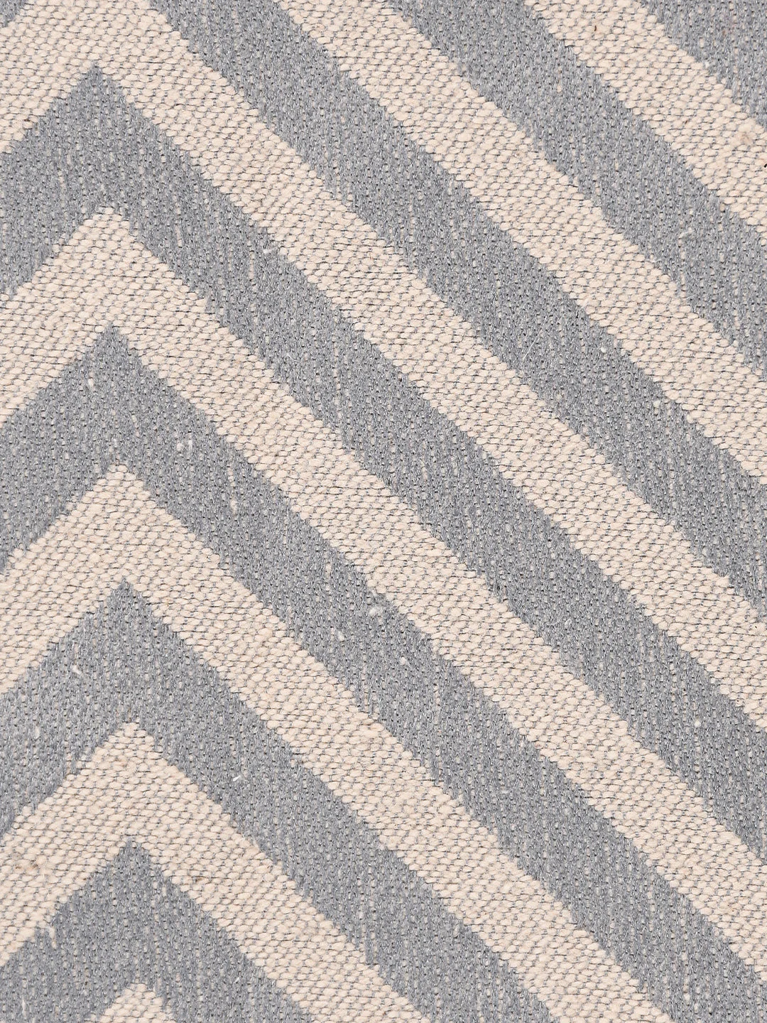Chevron Damask Cotton Bed Cover with 2 Pillow Covers | King/Queen Size - Image 8
