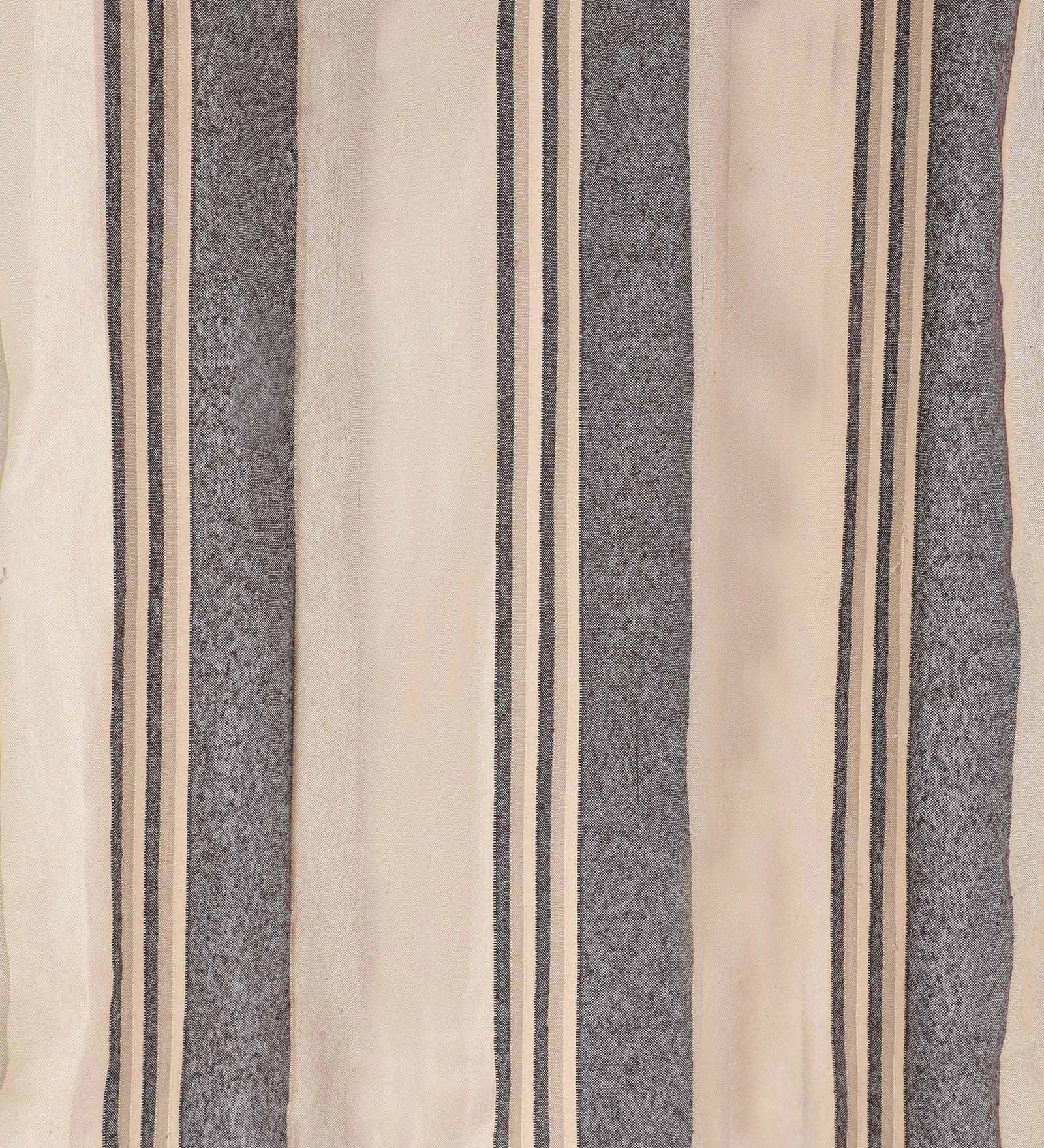 6 PC Bedding Combo | 1 Bedsheet + 2 Pillow Covers + Quilt + 2 Curtains | 90x100 & 4x7 - Image 8