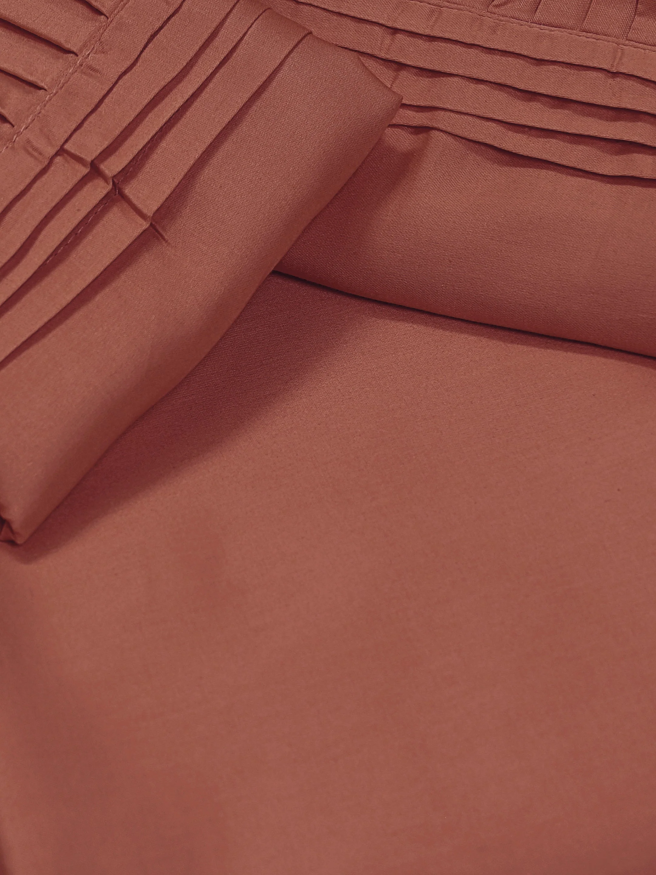 Classic Cotton Bedsheet with 2 Pillow Covers | Queen Size - Image 31