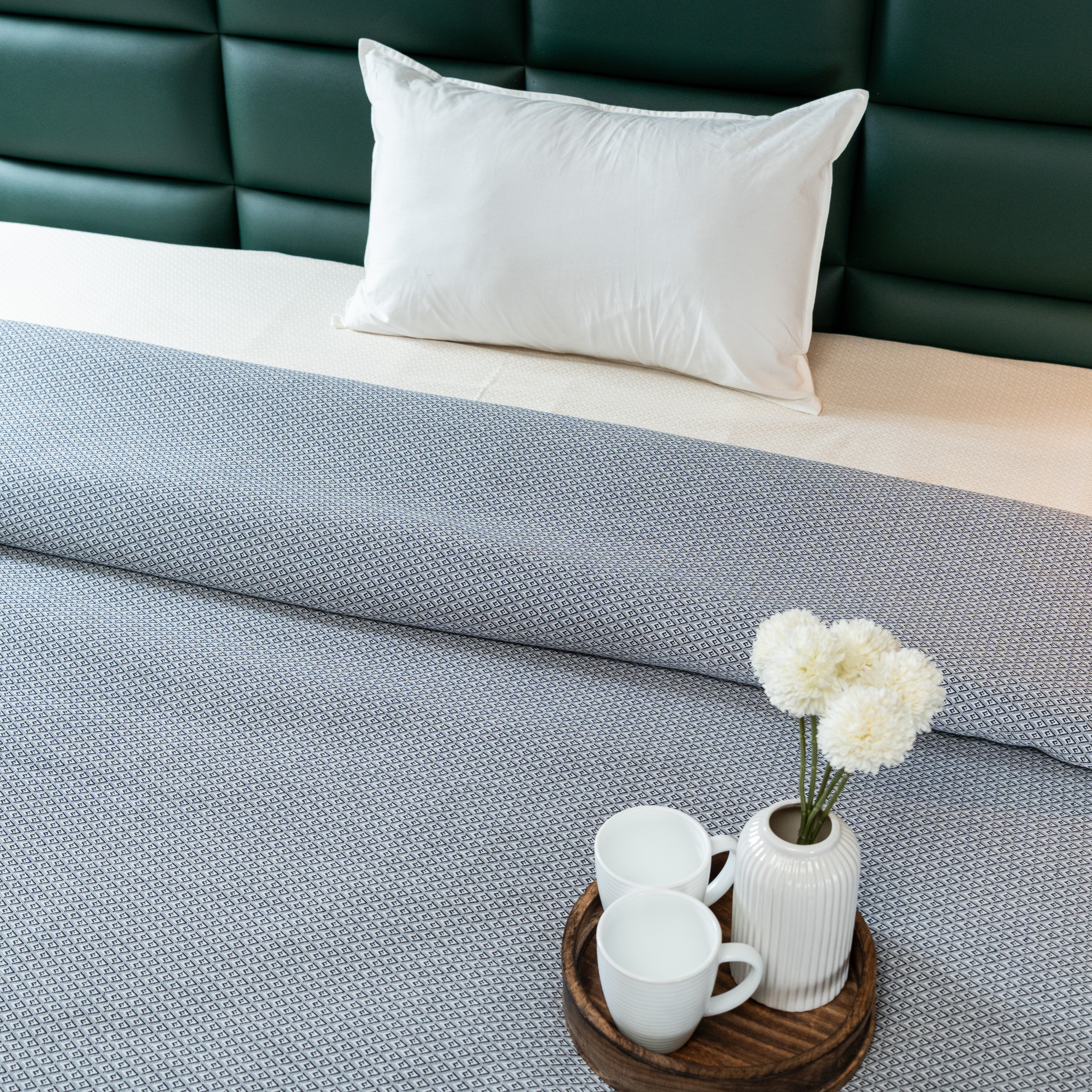 Saral Home Pure Cotton Bedsheet |Breathable Woven Bedspread with Pillow Cover | D MOND pattern | - Image 9