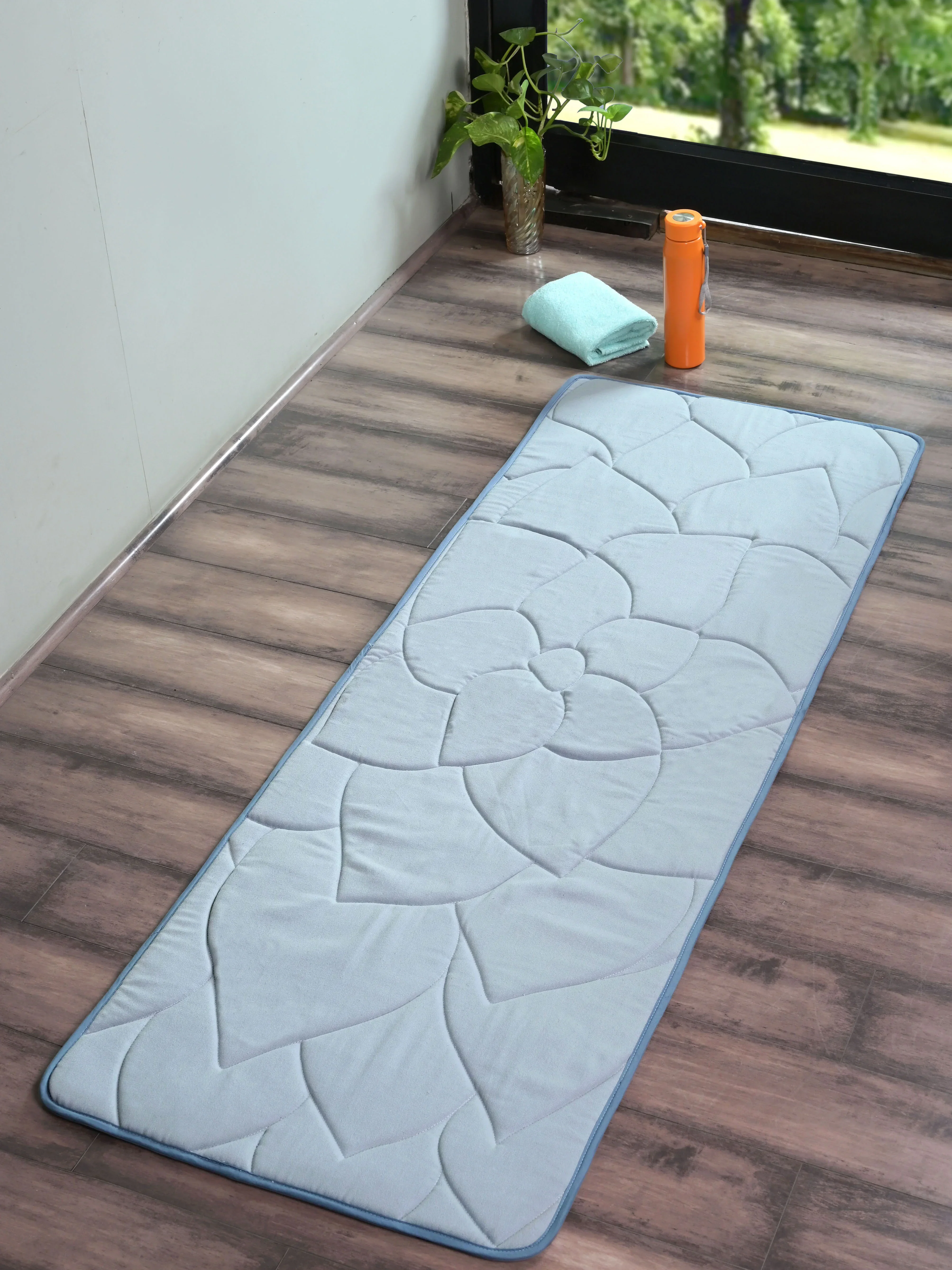 Flower Anti-Slip Yoga Mat | Thick Cushioning & Superior Grip Surface - Image 7