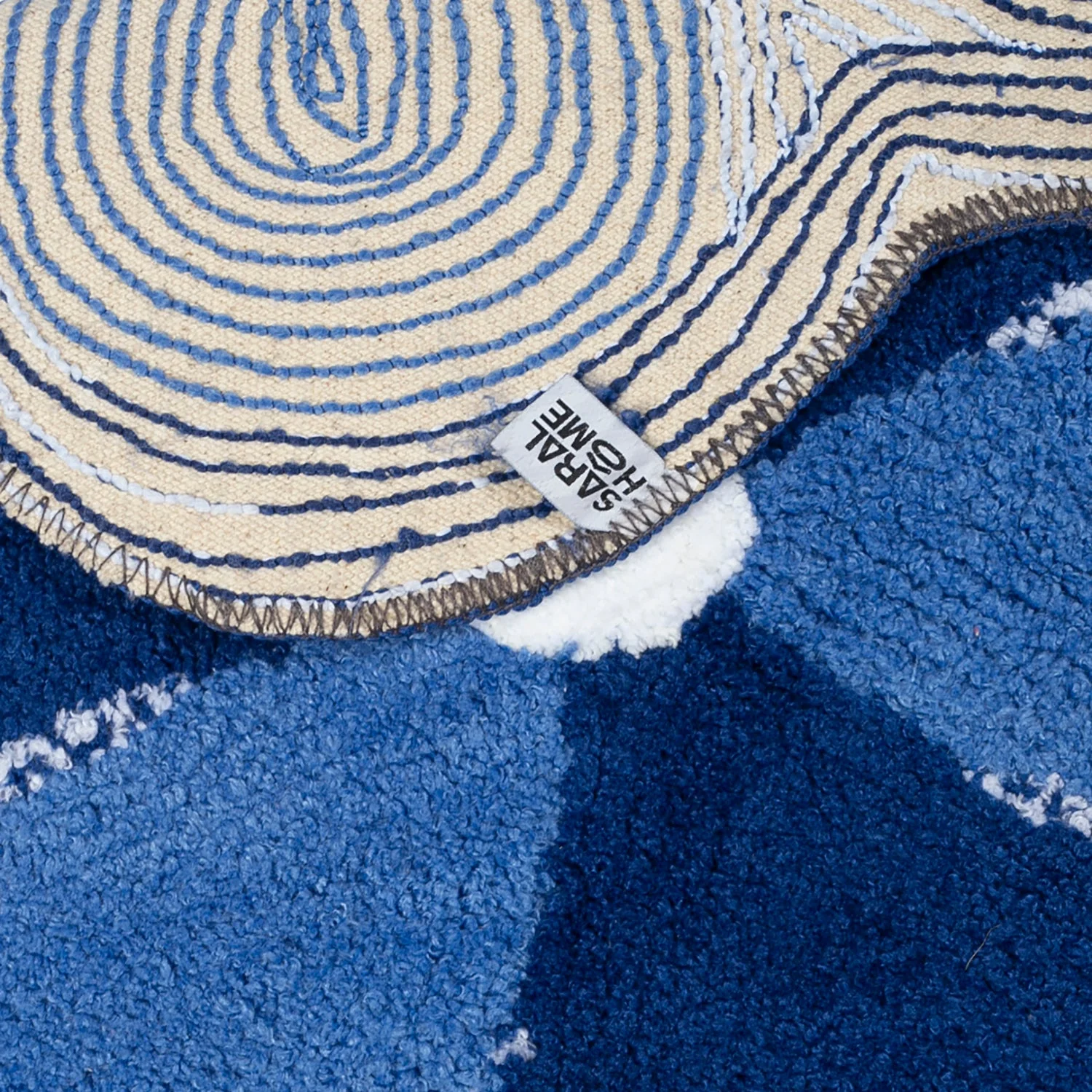 Gull Flower Micro Shape Bathmat – 60×60 cm (Bloom) - Image 8