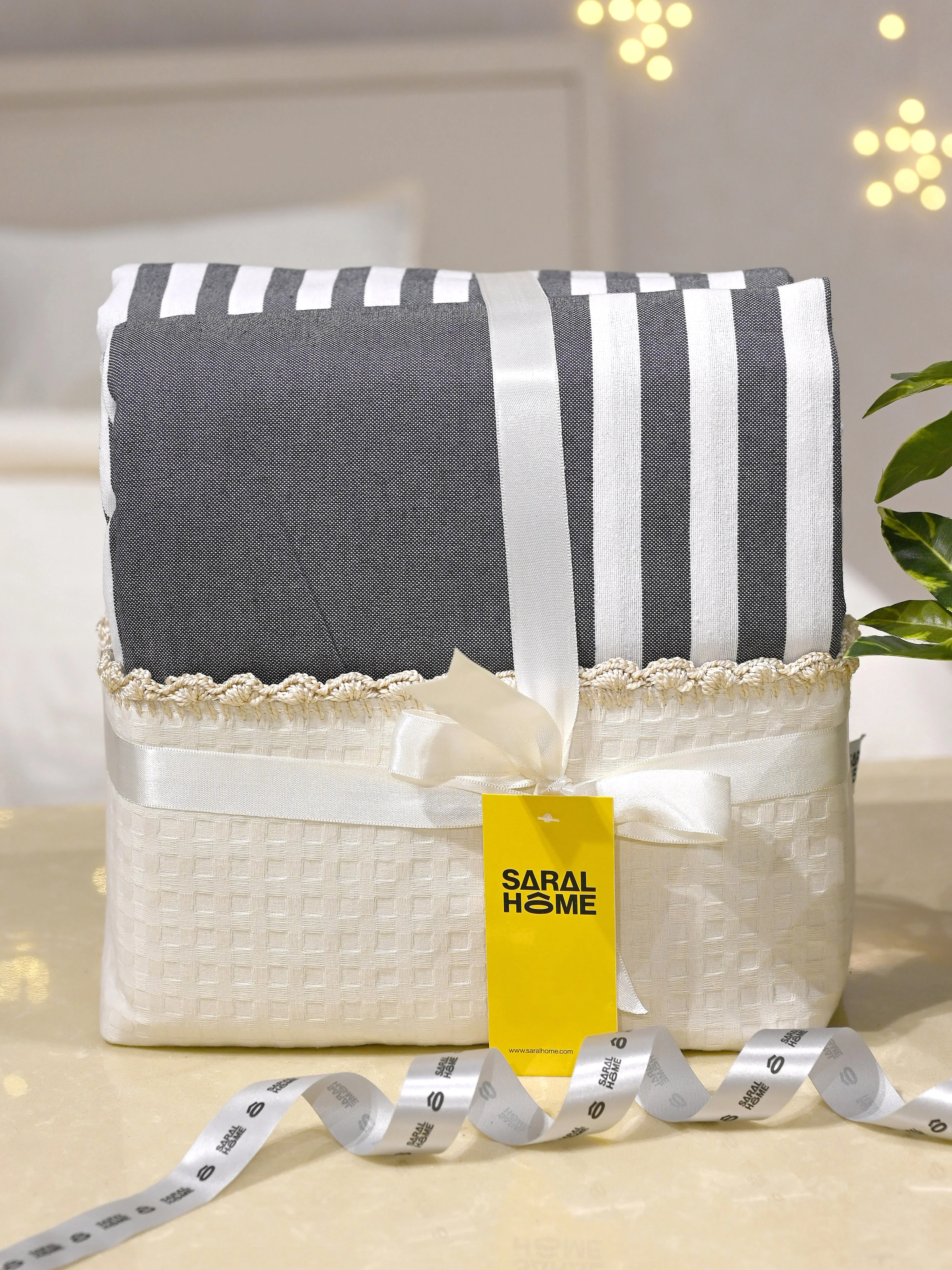 GIFT BASKET | 2 Bedsheets 4 Pillow Covers Matching Gift Set - Image 2