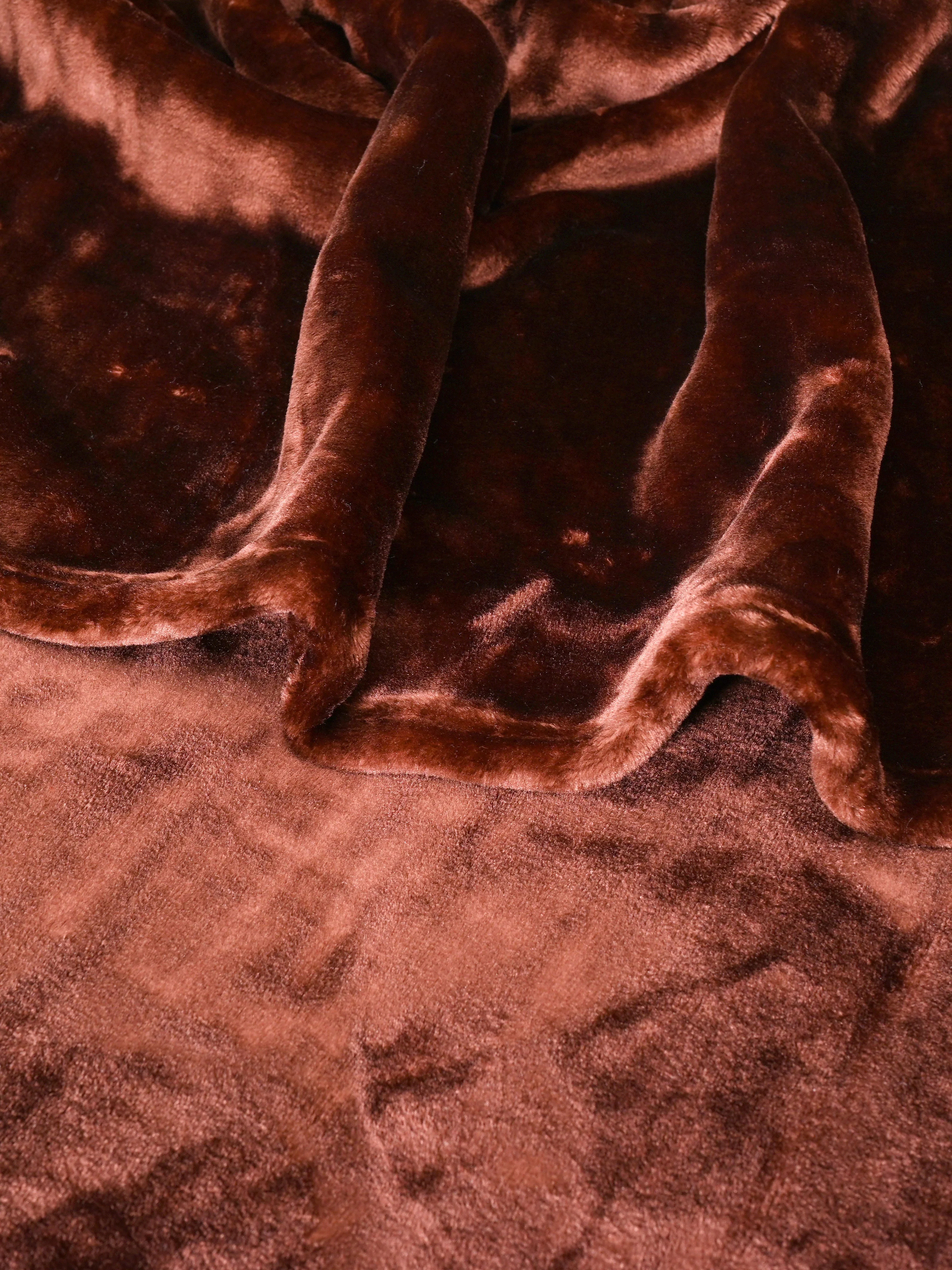 GIFT BAG | Light weight Cloudy Mink Blanket Silky-Soft | All Season Blanket - Image 2