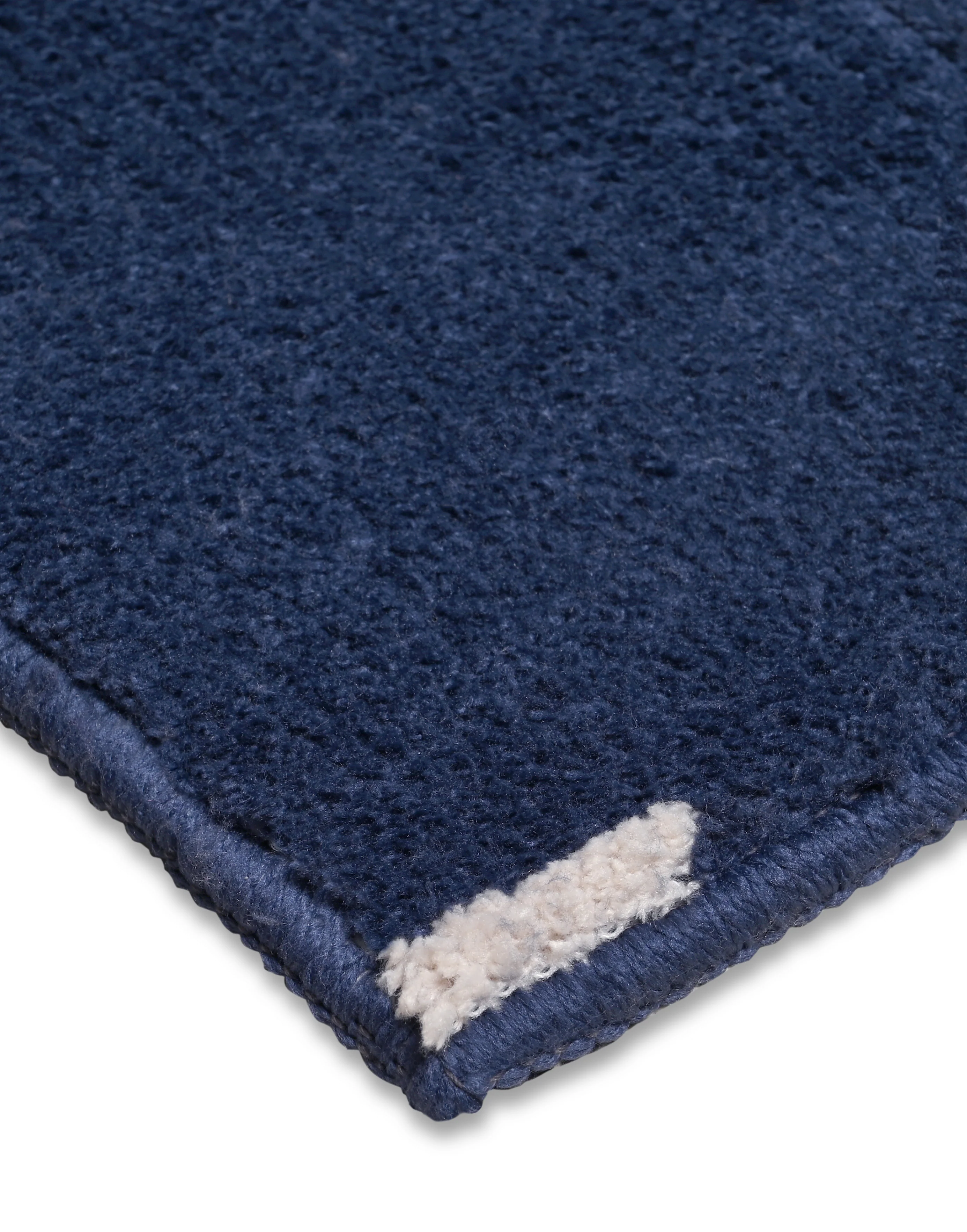 MATAR Medium Pile Soft Touch Carpet | Cozy Surface with Subtle Shine - Image 4