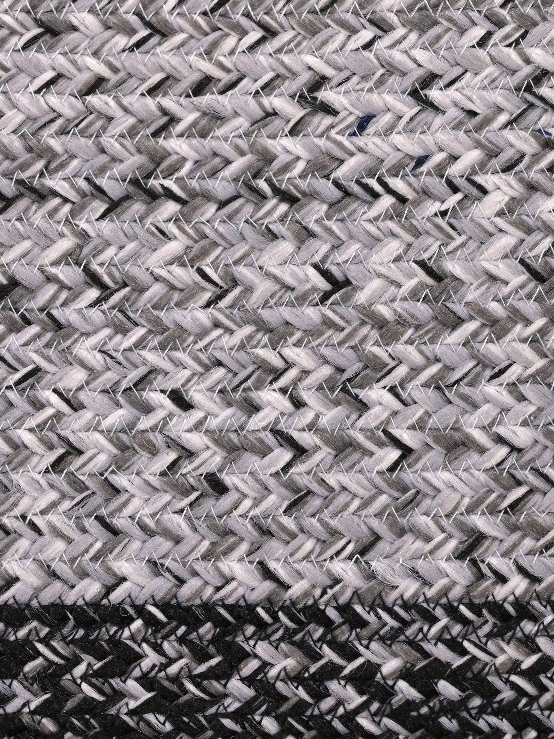 OiC Robust Oval Braided Rug | Heavy-Duty Indoor Outdoor Carpet - Image 3