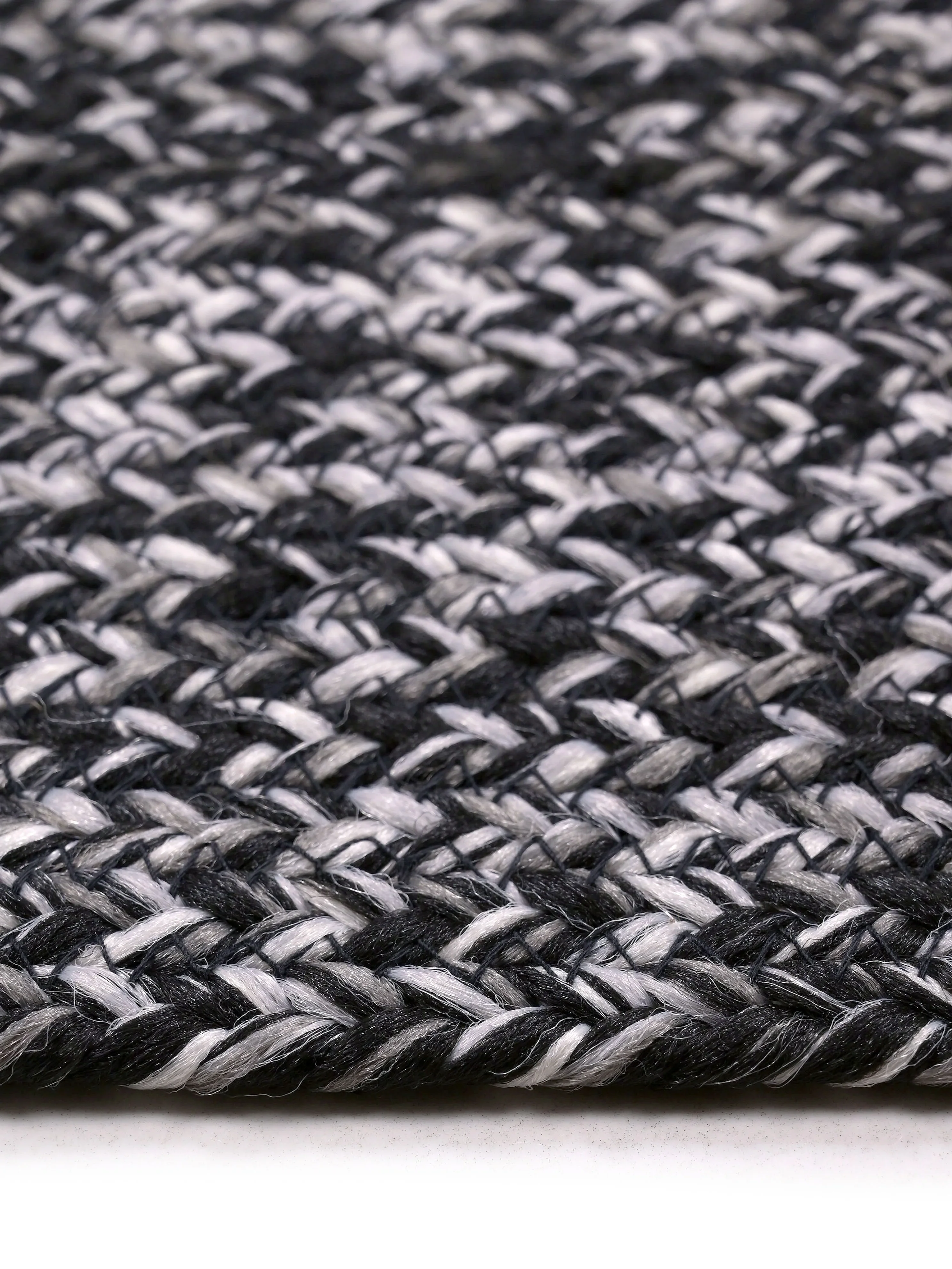 OiC Robust Oval Braided Rug | Heavy-Duty Indoor Outdoor Carpet - Image 4