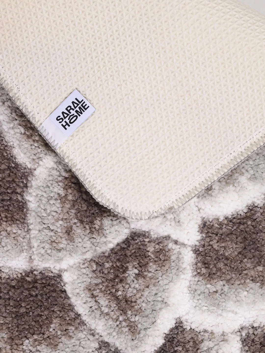 Petal Soft Anti-Slip Bath Runner | Absorbent, Cozy & Modern Design - Image 10