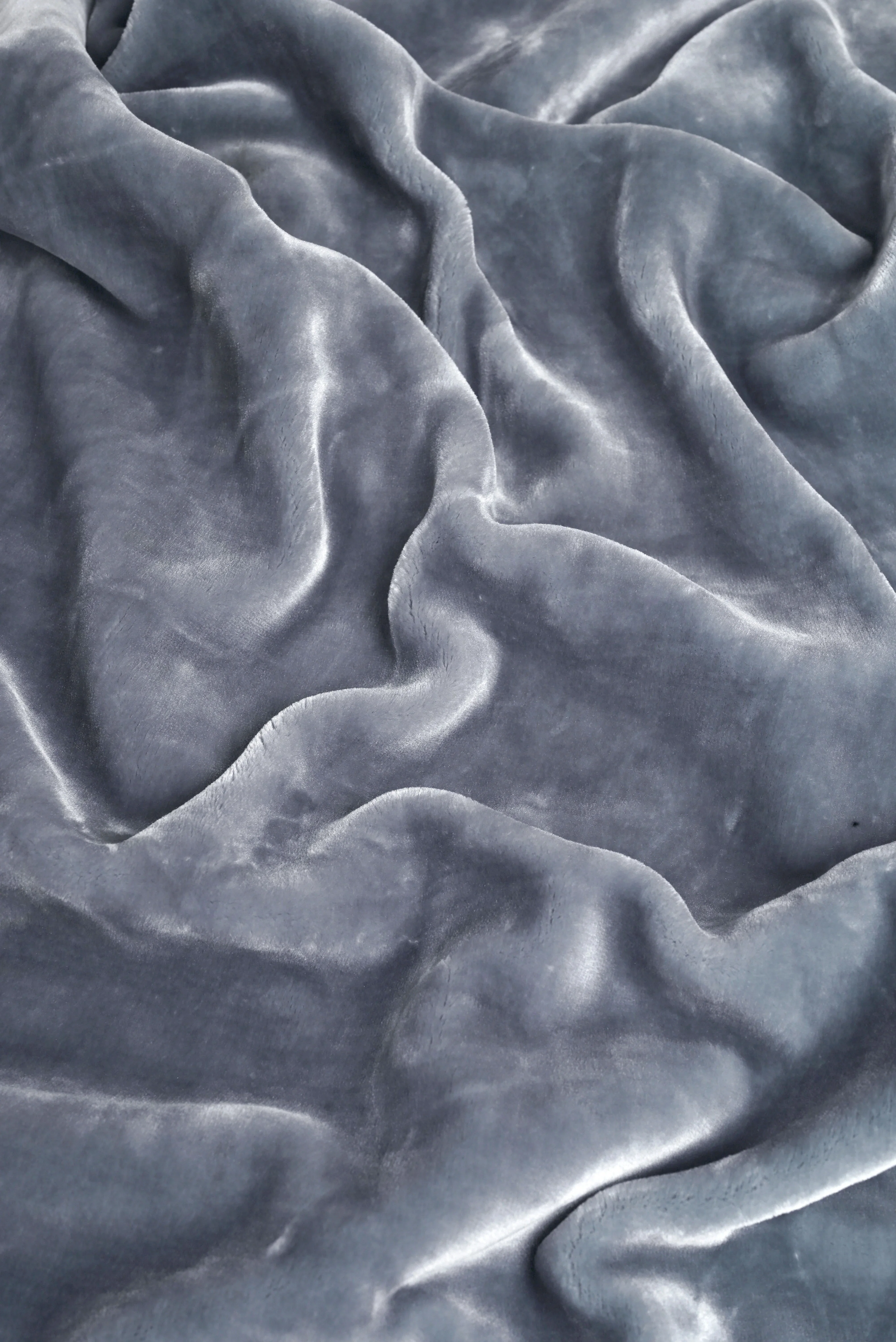 Winter Mink Cloudy Silky Soft Double-Color King Size 2-Layer Blanket with Crochet Lace Edges | Plush & Premium Feel - Image 3