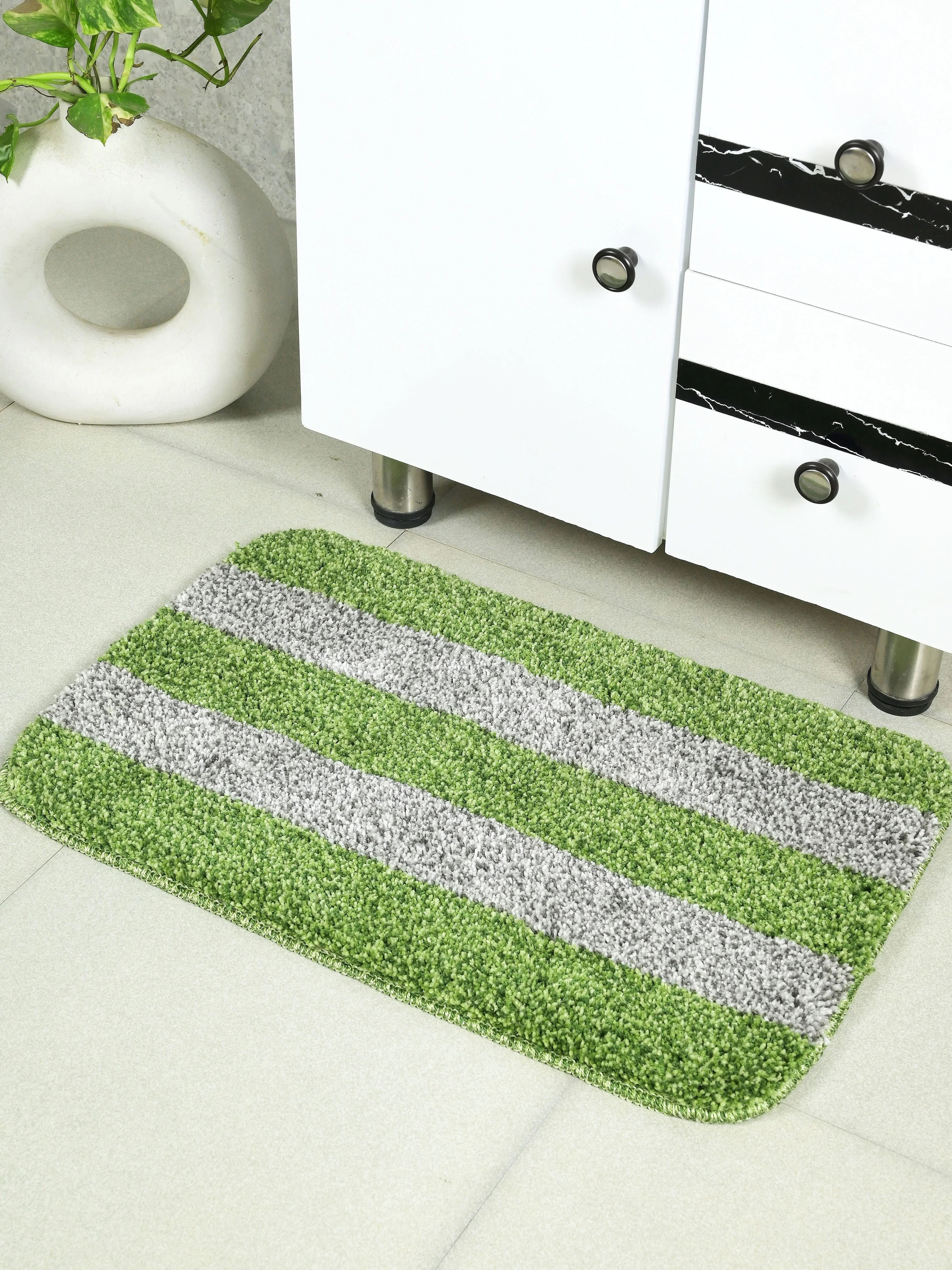 Shimo Soft Anti-Slip Bathmat | Plush Feel & Quick-Dry Comfort - Image 9