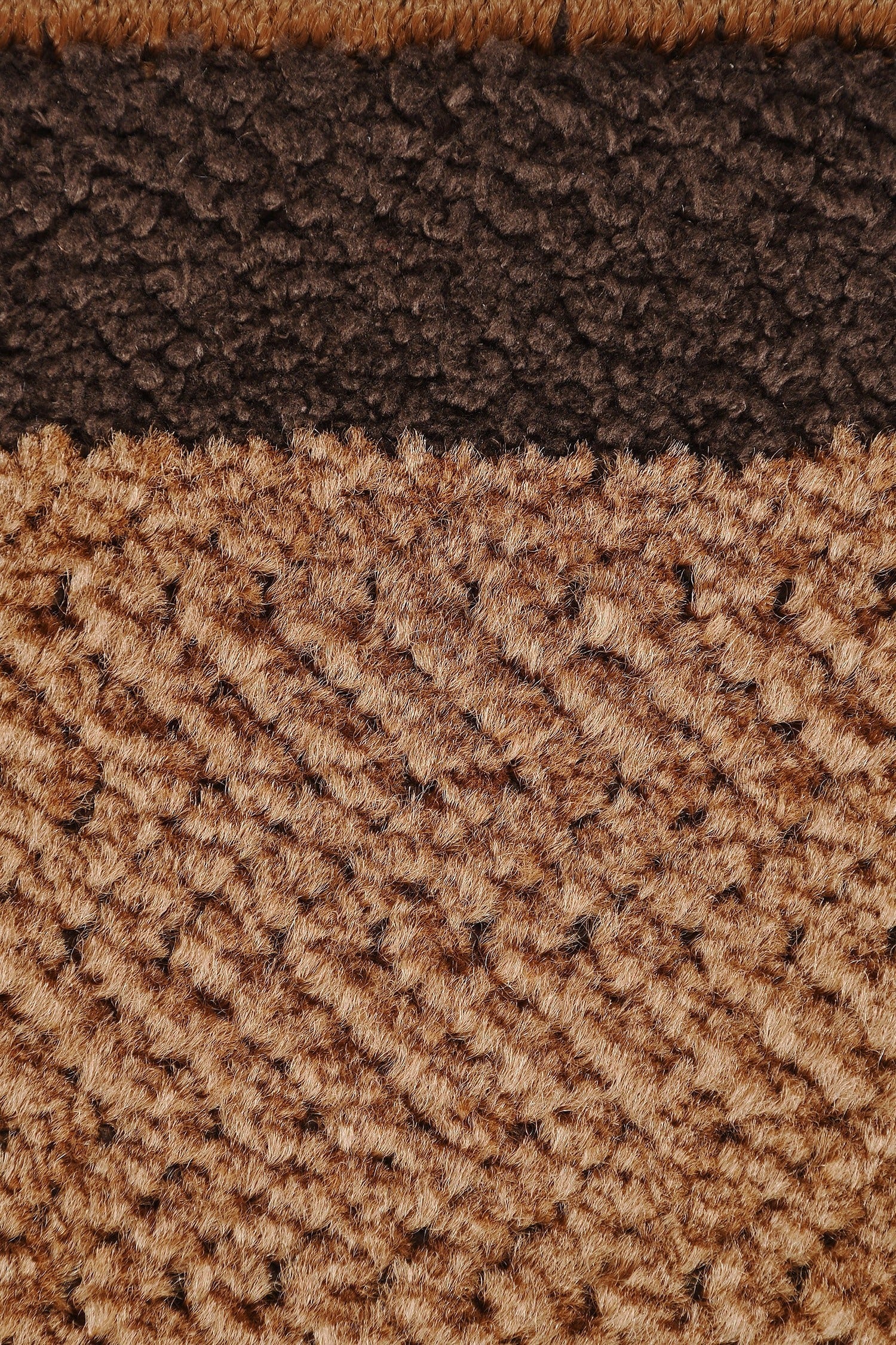 THAR Anti-Slip Door Mat | Desert-Inspired Design with Heavy Duty Backing - Image 2