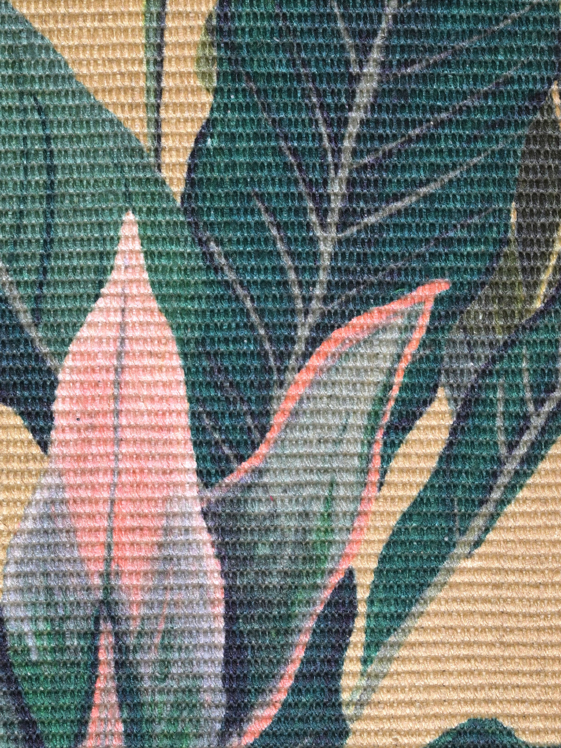 Tropical Leaves Decorative Rug – Vibrant Soft Floor Carpet for Home Decor - Image 3